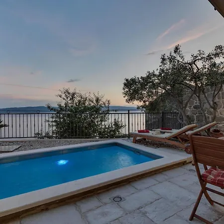 Ivo - Makarska Exklusiv * Brela